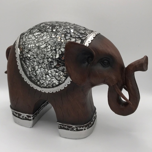 Gorgeous elephant figurine with mirrored accents